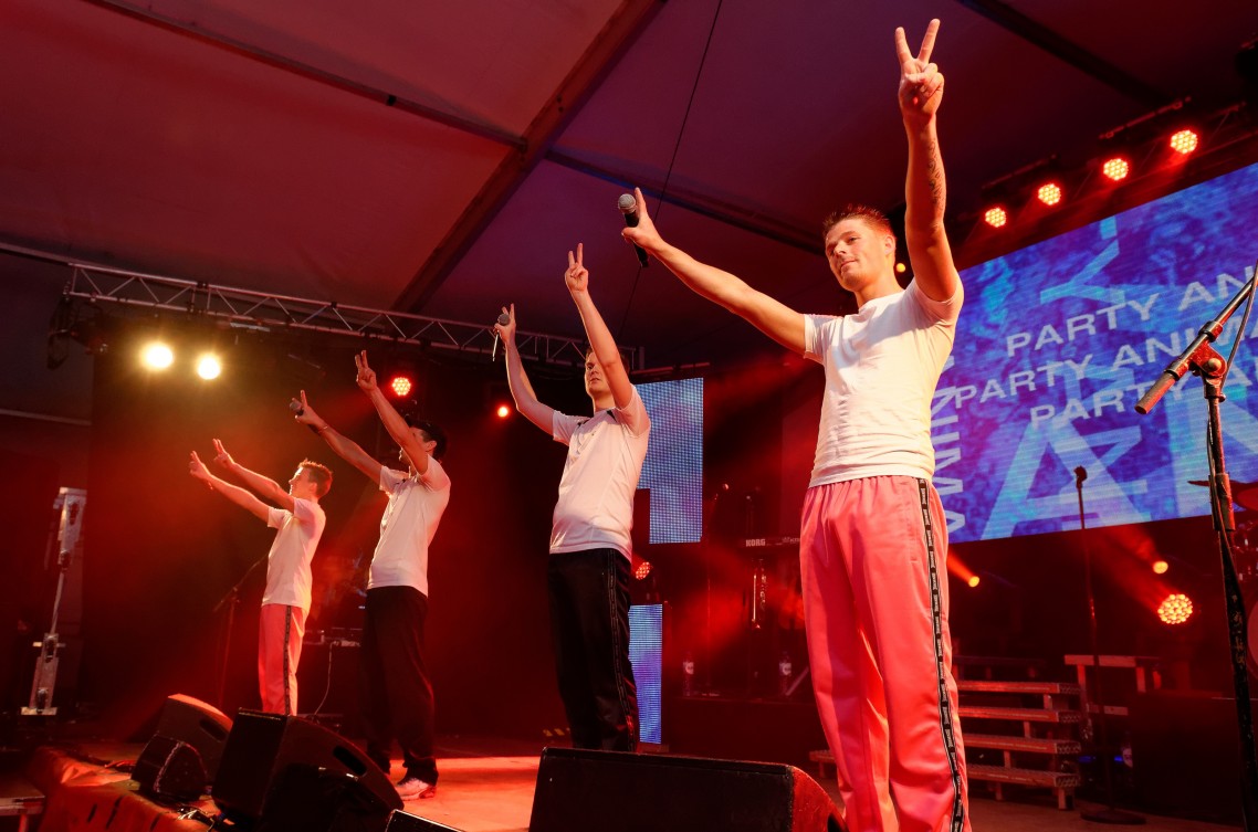 Meezingfestijn Nijeveen 2014 - 03