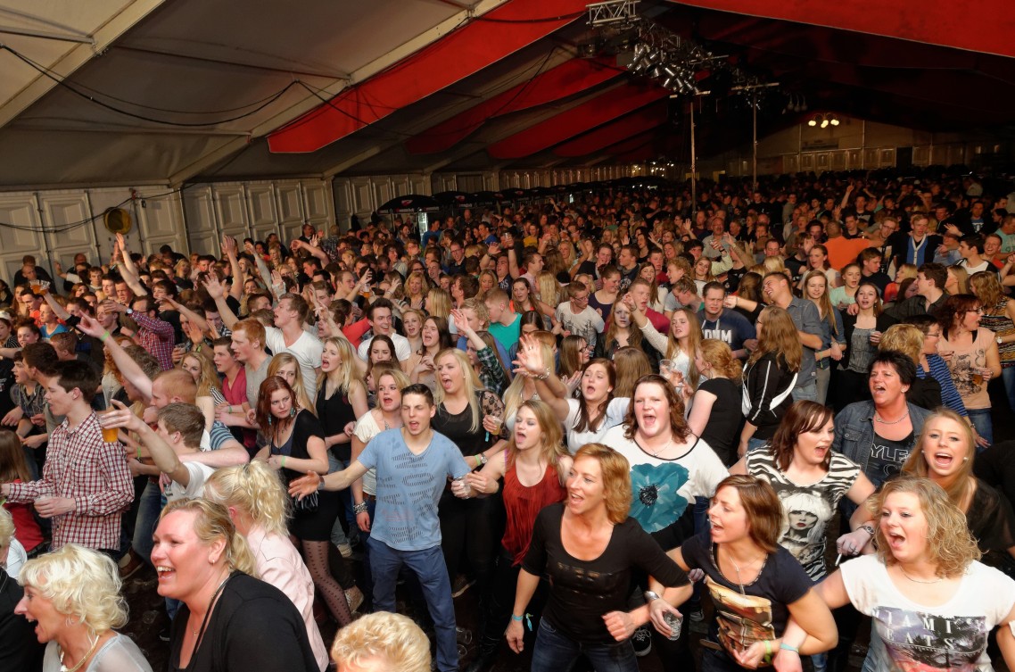 Meezingfestijn Nijeveen 2014 - 10
