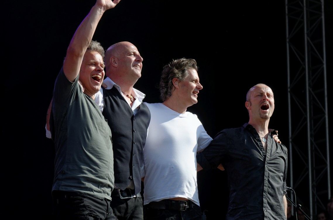 Bevrijdingsfestival Overijssel 2014 - BLØF - 10