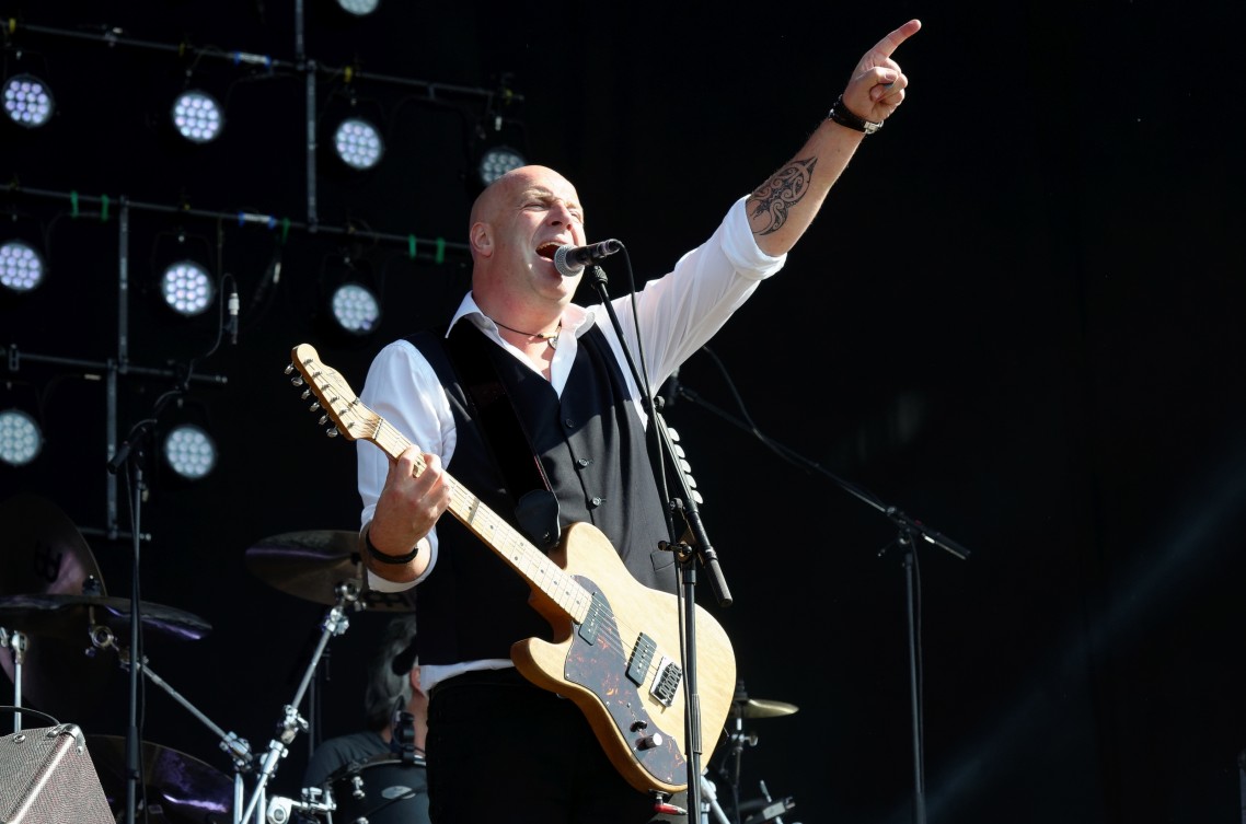 Bevrijdingsfestival Overijssel 2014 - BLØF - 8