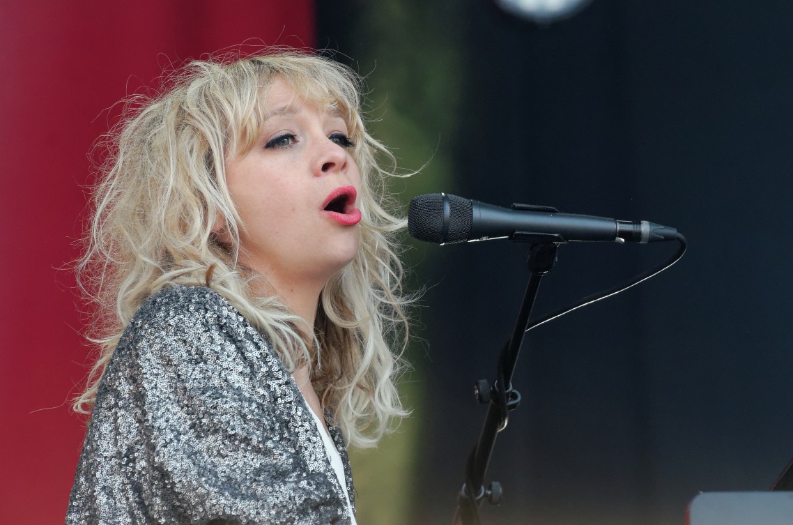 Bevrijdingsfestival Overijssel 2014 - Jacqueline Govaert - 1