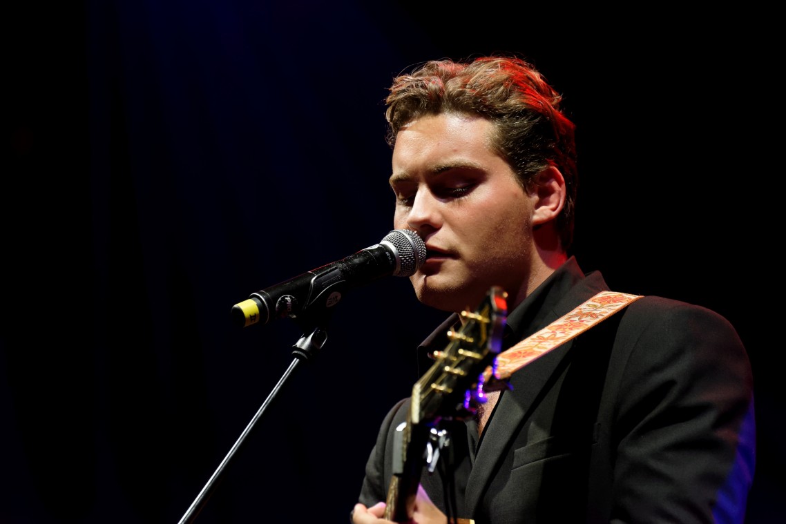 Live in Meppel - Prinsengrachtconcert - Douwe Bob - 2