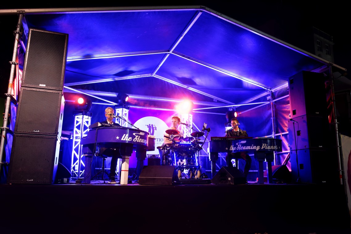 Live in Meppel - Prinsengrachtconcert - Steaming Pianos - 1